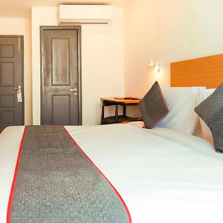Super Townhouse O Hotel Aditya Residency Near Parthala Over Bridge Sector 121 Noida Indirapuram Exterior photo